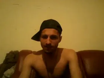 hotrichardo2 — Stripchat stream photo (Apr 2026)