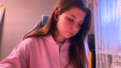 KristenHorwood — Cam4 stream photo (Apr 2026)