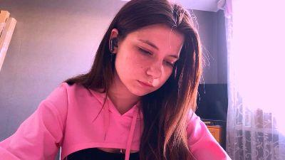 KristenHorwood — Cam4 stream photo (Apr 2026)