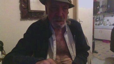 bolookin — Cam4 stream photo (Jun 2026)