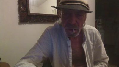 bolookin — Cam4 stream photo (Jun 2026)