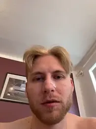 Hot_Iceman69 — Stripchat stream photo (Dec 2025)