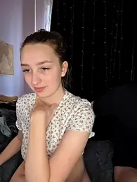 Sweet_Little_Lie — Stripchat stream photo (Nov 2025)