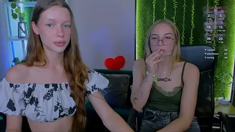khloebeauty — Stripchat stream photo (Aug 2026)