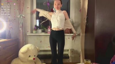 MariannRaziano — Cam4 stream photo (Mar 2026)