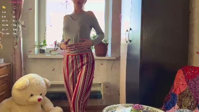 MariannRaziano — Cam4 stream photo (Mar 2026)