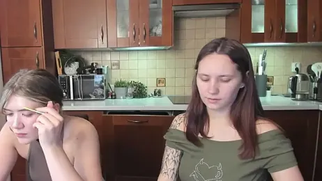HotCaramellsTV — Stripchat stream photo (Aug 2026)