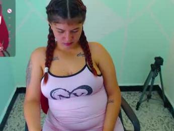 krissone_1 — Chaturbate stream photo (Apr 2025)