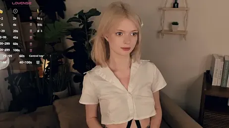 LaureMestler — Stripchat stream photo (May 2026)