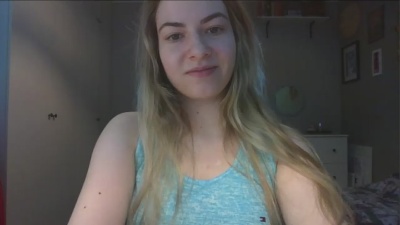 Rosie_June — Cam4 stream photo (Apr 2026)