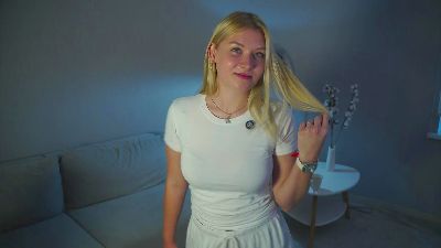 DeloraPriestley — Cam4 stream photo (Jul 2026)