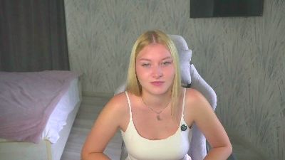 DeloraPriestley — Cam4 stream photo (Jul 2026)