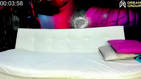 SlimLoves — Stripchat stream photo (Dec 2025)