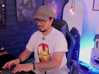 David Starrs — flirt4freeでウェブカムモデルオンライン