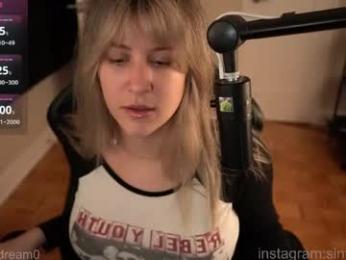 alexa_dream — Chaturbate stream photo (Jun 2026)