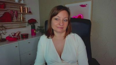 1Angela39 — Cam4 stream photo (Mar 2026)