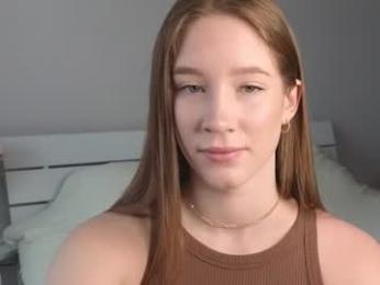 pink_rosee_ — Chaturbate stream photo (Jun 2023)