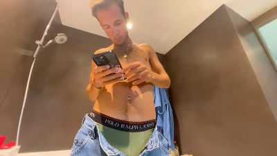 Naughtygol — Cam4 stream photo (Aug 2025)