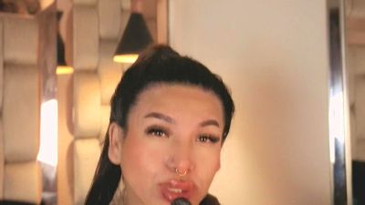 Meelfox — cam4でウェブカムモデルオンライン