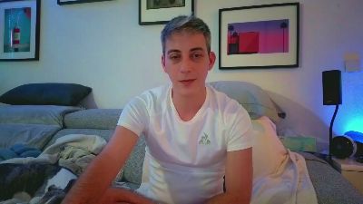 HuGo4K — cam4でウェブカムモデルオンライン