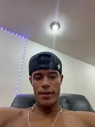 meliodas_23cm — stripchatでウェブカムモデルオンライン