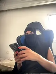 Hijabi_HotGirls — Stripchat stream photo (Jul 2025)