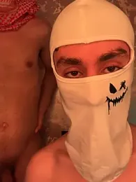 HitShelf — stripchatでウェブカムモデルオンライン