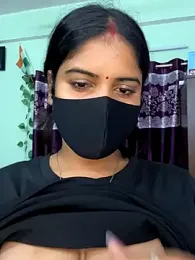 V-hot-sweit — Stripchat stream photo (Aug 2025)