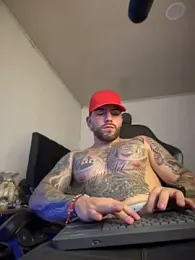 Ades_Lowe — stripchat