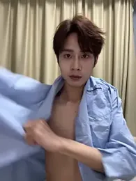 SM_004 — Stripchat stream photo (Feb 2026)