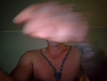 Youngstud37 — Bongacams stream photo (Jun 2026)