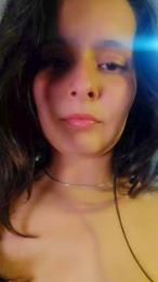 Roxannepiggy — Cam4 stream photo (Apr 2026)