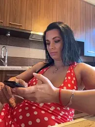 Hotmomcheckk_ — Stripchat stream photo (Jun 2026)