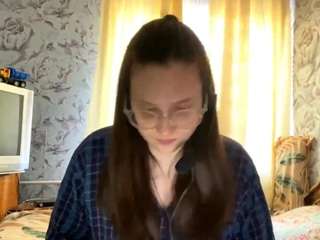 phoeberandzin — Camsoda stream photo (Apr 2026)