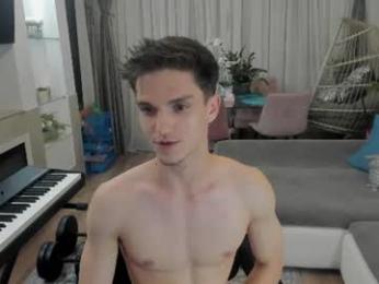 johnnyk8 — chaturbateでウェブカムモデルオンライン