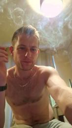 Naughtyvirgin22 — Cam4 stream photo (Mar 2026)