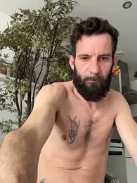 Michel_huge — Stripchat stream photo (Apr 2026)