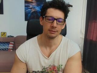 Brutus K — flirt4free