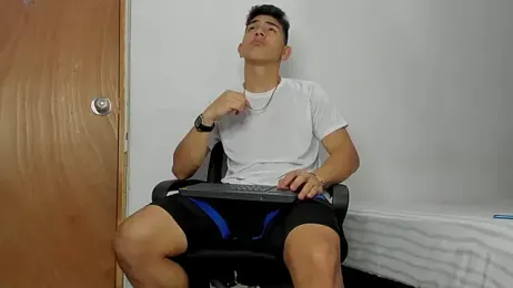 andrew_rose_ — Stripchat stream photo (Mar 2026)