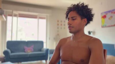 Yourvalentino — cam4でウェブカムモデルオンライン