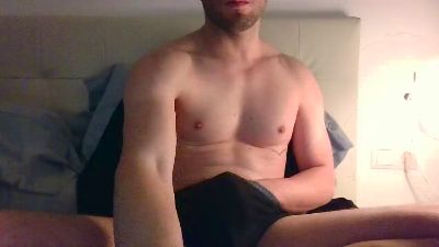 YoungFraser — Cam4 stream photo (Mar 2026)