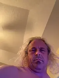 zeus337 — Stripchat stream photo (Aug 2026)