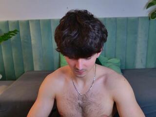 Leon Angelov — Flirt4free stream photo (Apr 2026)