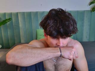 Leon Angelov — Flirt4free stream photo (Apr 2026)