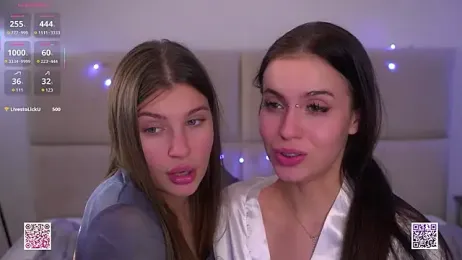 vivid_girls_vg — Stripchat stream photo (Mar 2026)