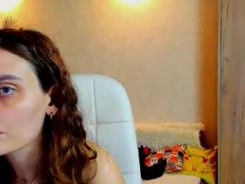 gloria_wood — Chaturbate stream photo (Nov 2025)