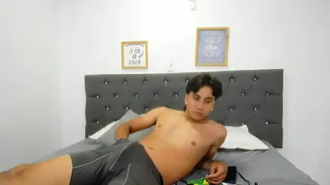 EsmeraldaNaim — Stripchat stream photo (Apr 2026)