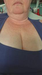 Naughtyandbusty — Cam4 stream photo (Apr 2026)