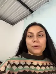 ValenSuarez25 — Stripchat stream photo (Aug 2026)