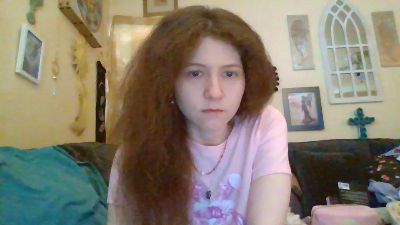 QueenCrimson — Cam4 stream photo (Aug 2026)